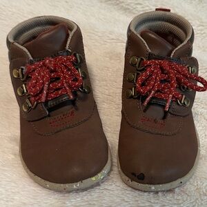 Merrell Bare Steps Boot Brown Toddler 9M Hook & Loop Closure, Toe Wiggle Room